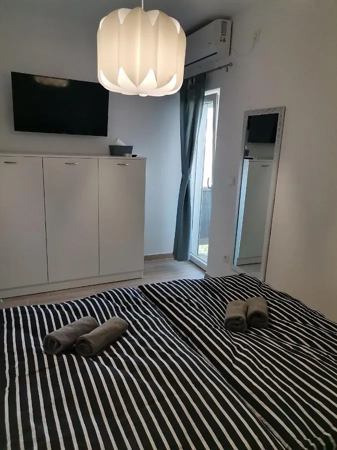 Marin Apartment Lopar