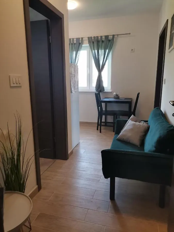 Marin Apartment Lopar Croatia
