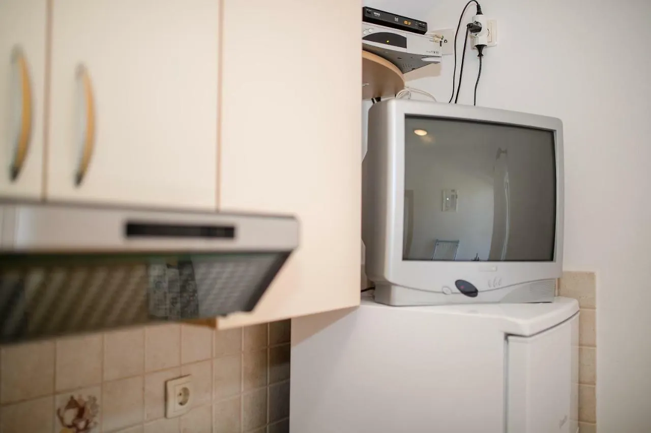 Marin Apartment Lopar
