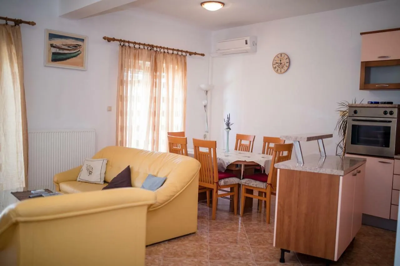 Marin Apartment Lopar Croatia