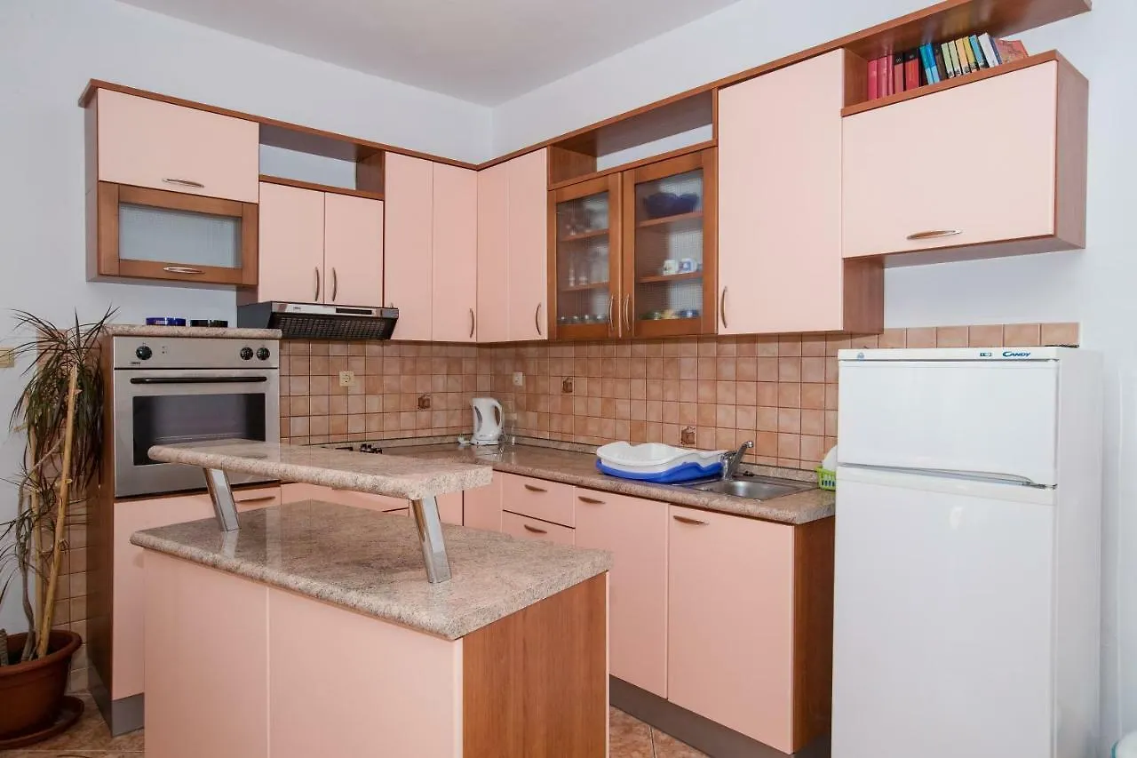 Marin Apartment Lopar