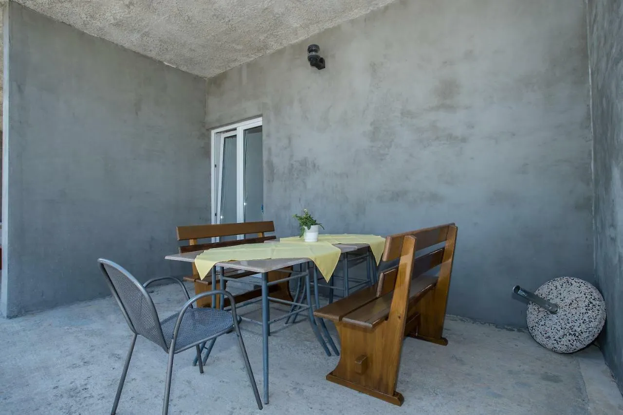 Marin Apartment Lopar