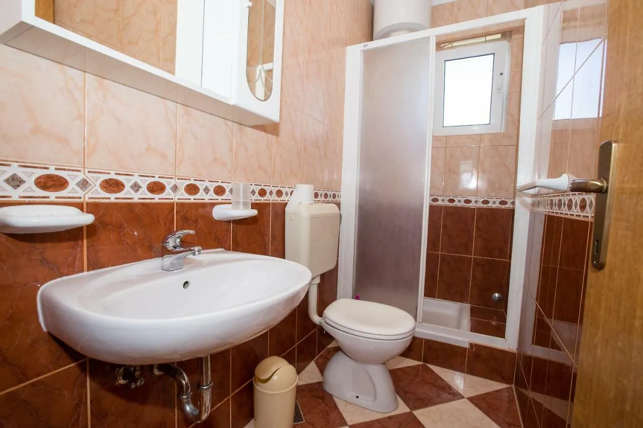 Marin Apartment Lopar